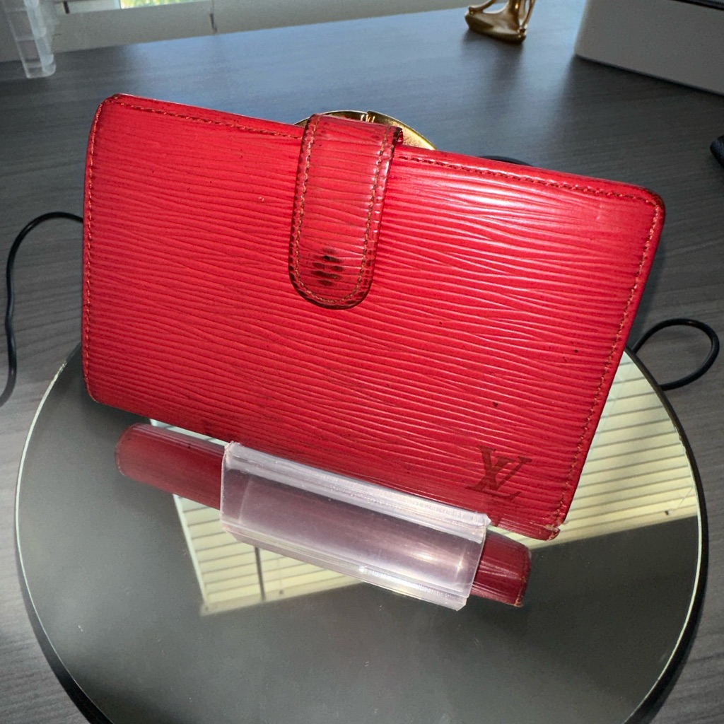 Louis Vuitton Red Epi Kisslock Compact Wallet